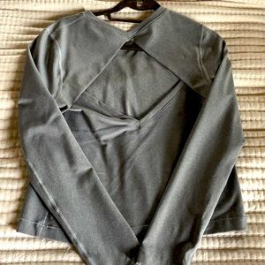 Long sleeve/open back shirt